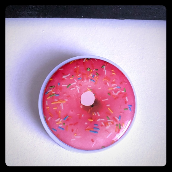 NWOT Donut Pop Socket - Picture 1 of 6